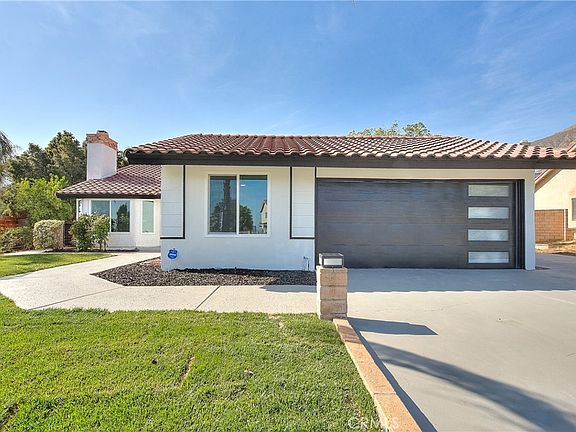 2nd image of 3082 Lynwood Dr