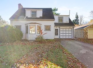 311 W William St, Champaign, IL 61820