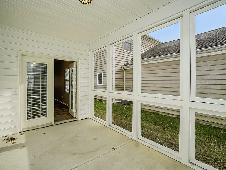 4043 Summerstone Dr — Photo 9