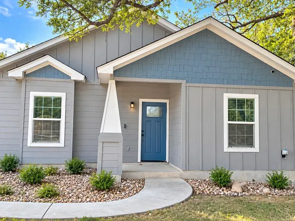 535 PARADISE DR, Canyon Lake, TX 78133