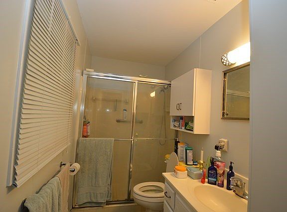 5th image of 101 Kensington Dr