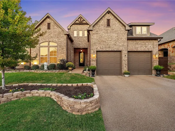 17022 Salado Dr, Woodway, TX 76712