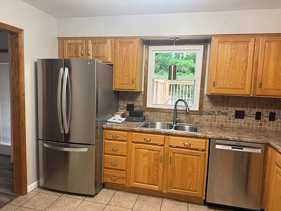 3rd image of 2724 S Willow Way