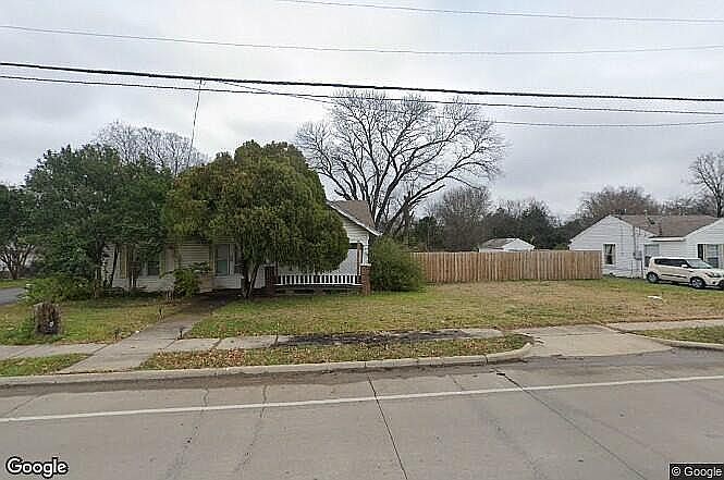 1st image of 624 N Dallas Ave