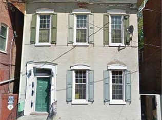 35 W Maple St APT 4, York, PA 17401