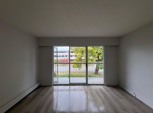 1455 Fir St #206, White Rock, BC V4B 4B5