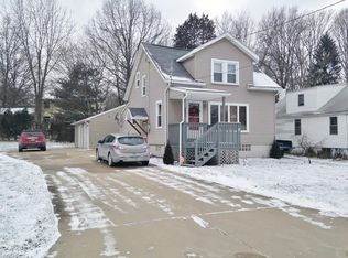 3832 Hile Rd, Stow, OH 44224