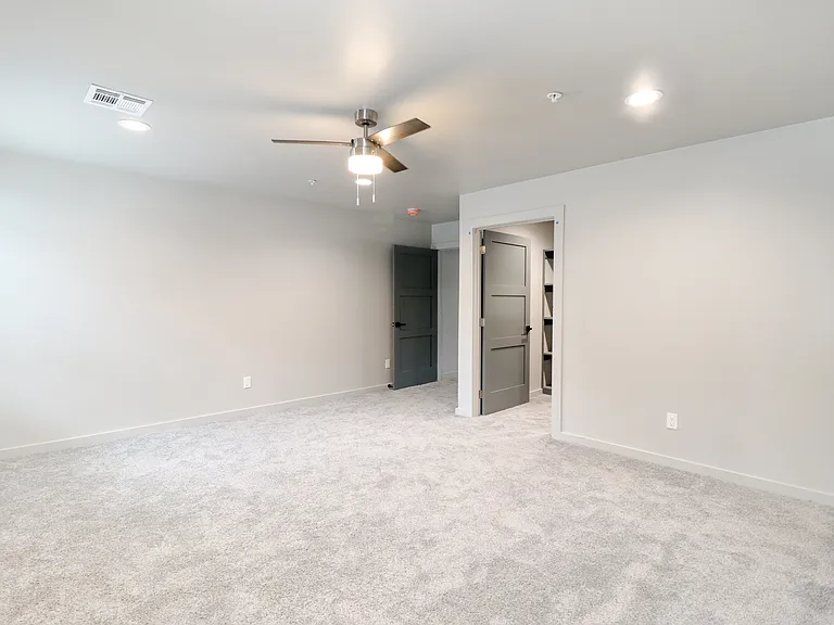 3923 N Pennsylvania Ave #17C — Photo 10