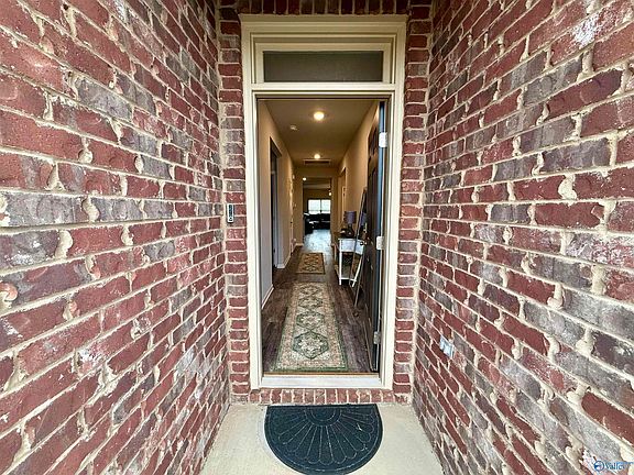 4th image of 109 Burlcrest Ct