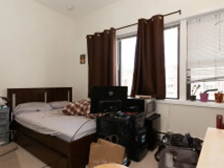 901 Beacon St #8 — Photo 1