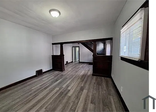 3 bed, 1232 sqft, $1,295 — Photo 2