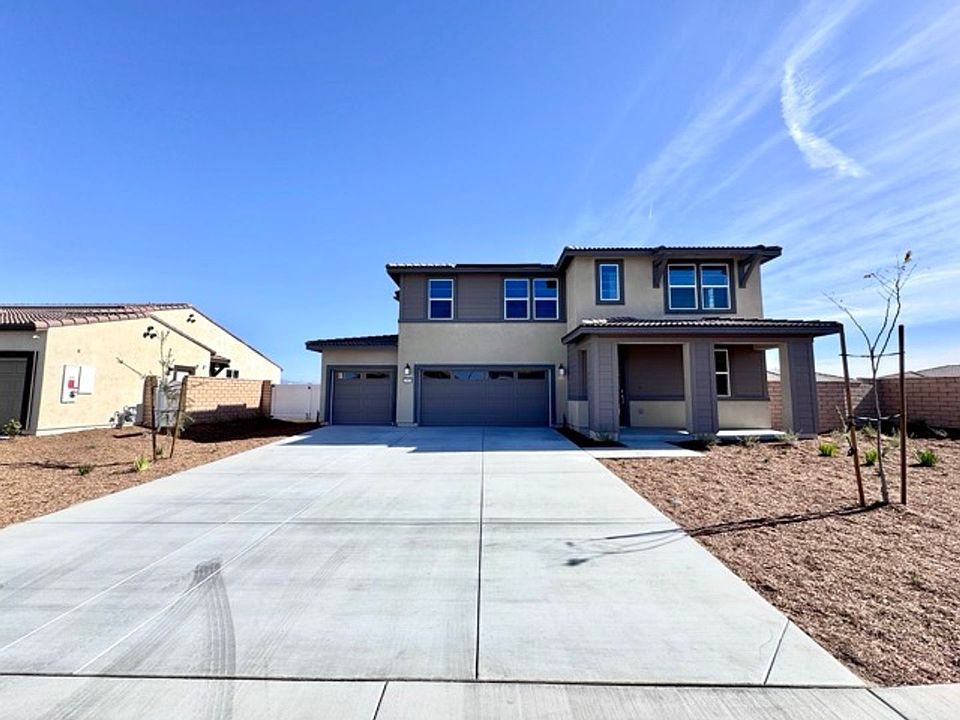 1st image of 30818 Valley Heights Dr