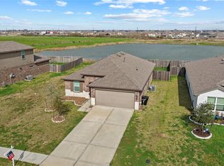 14531 Sweetwater Dr, Baytown, TX 77523