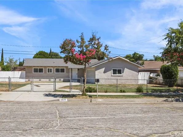 2848 W Vine St, Rialto, CA 92376