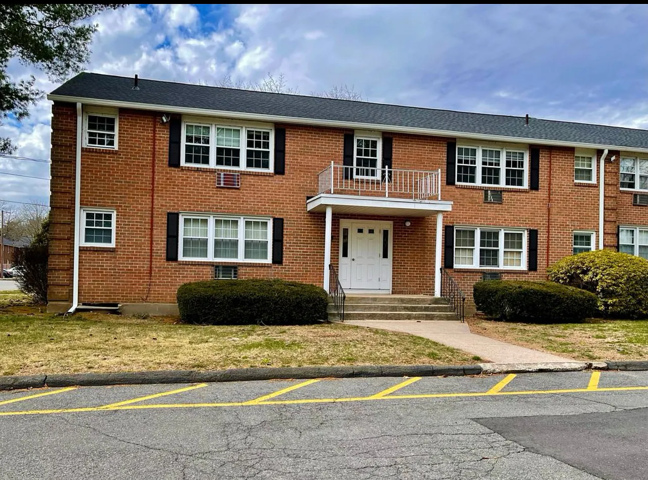 1 bed, 750 sqft, $1,900 — Photo 1