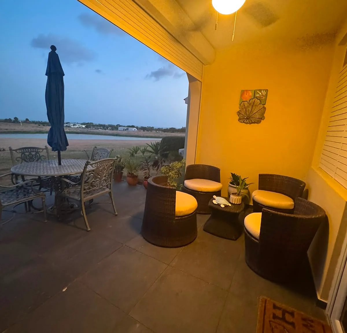 2 bed, 1200 sqft, $2,000 — Photo 2