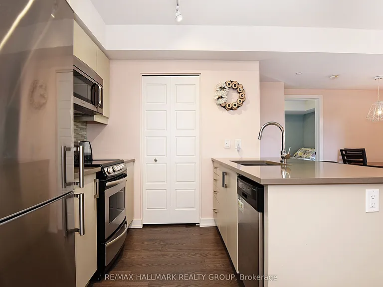 316 Bruyere St #311 — Photo 6