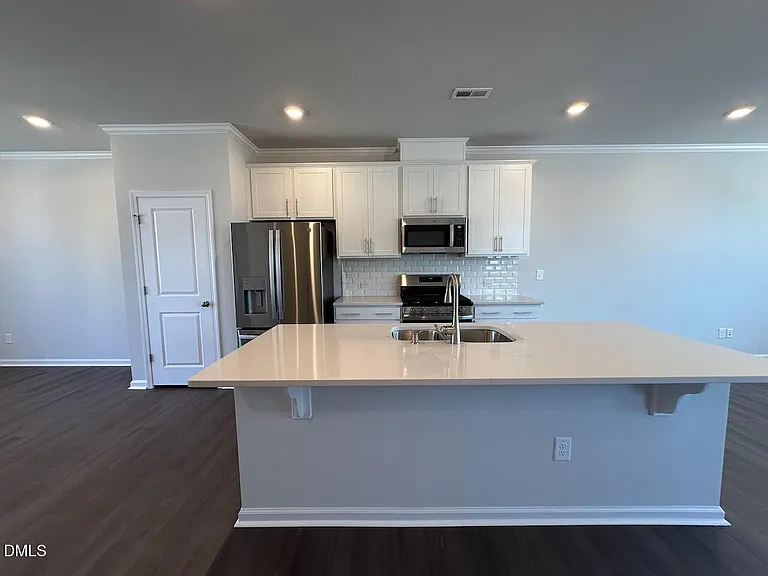 328 Carolina Springs Blvd — Photo 7