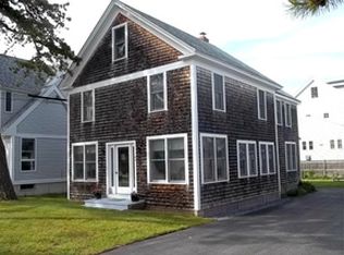 84 Grove St, Wells, ME 04090