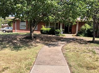 2949 Eric Ln, Farmers Branch, TX 75234