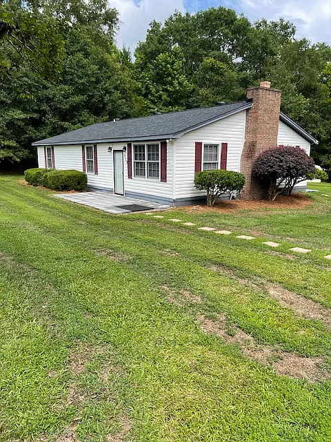 110 Old Georgia Rd — Photo 2