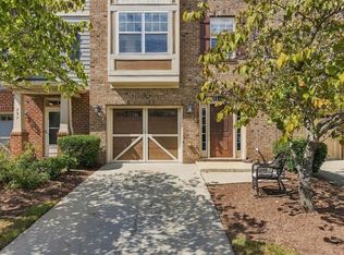 290 Linden Park Ln, Cary, NC 27519