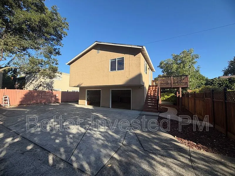 1 bed, 1.0 bath, 750 sqft, $2,475 — Photo 1