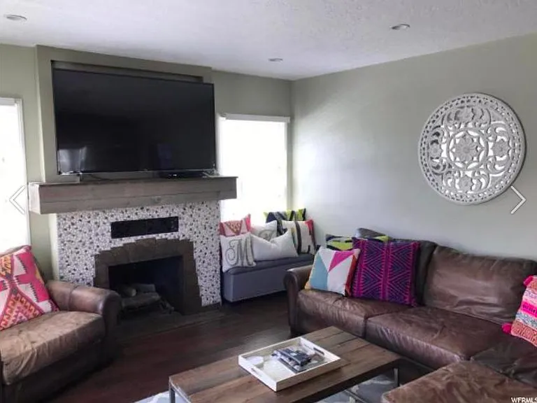 3204 S 1575 E — Photo 3