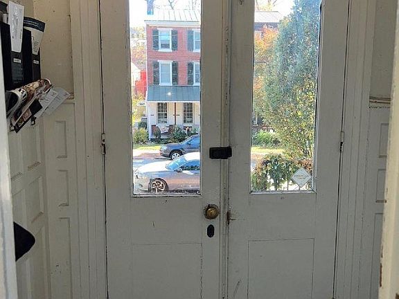 5th image of 25 E Washington St #0B-1Ba-450Sqft