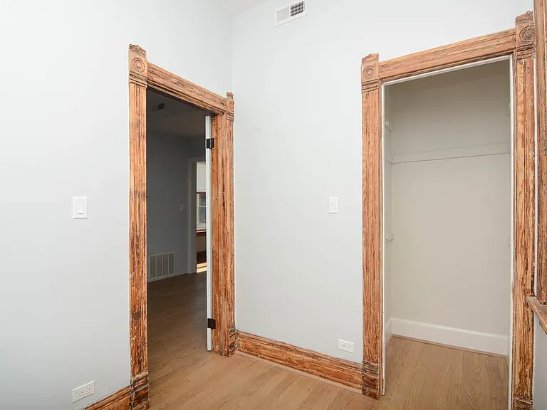 949 N Winchester Ave #2 — Photo 16