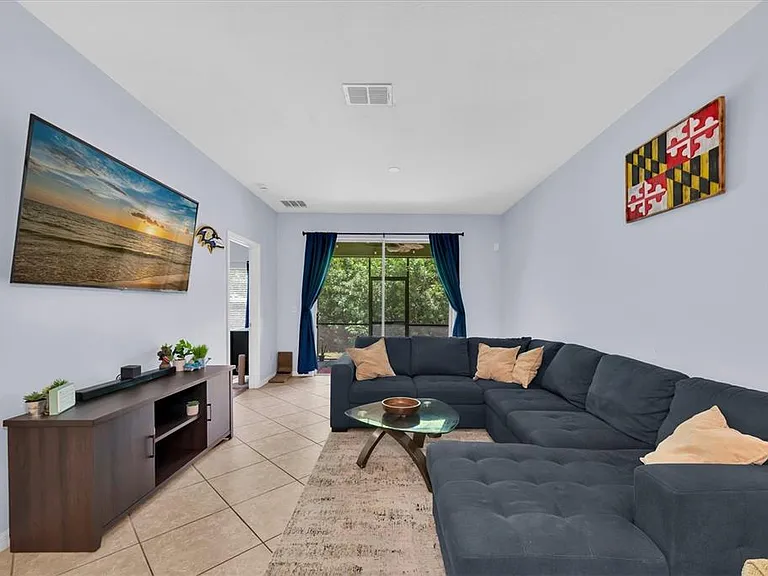 1511 Trailwater St — Photo 4