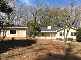 5328 Fieldgreen Dr, Stone Mountain, GA