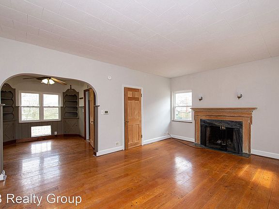 4th image of 4032 McFarran Ave