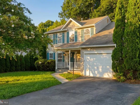 13857 Redford Ln, Woodbridge, VA 22193