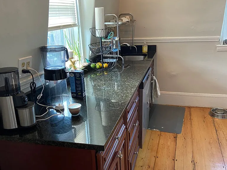 12 Lincoln Ave #3 — Photo 9