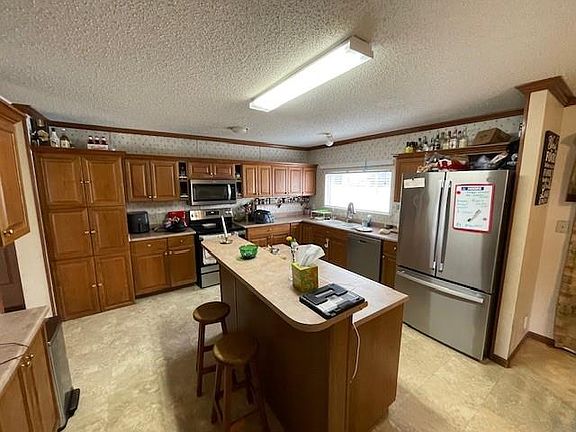 3rd image of 170 W 630th Ave