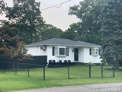 6 Dressel Drive, Mastic, NY, 11950