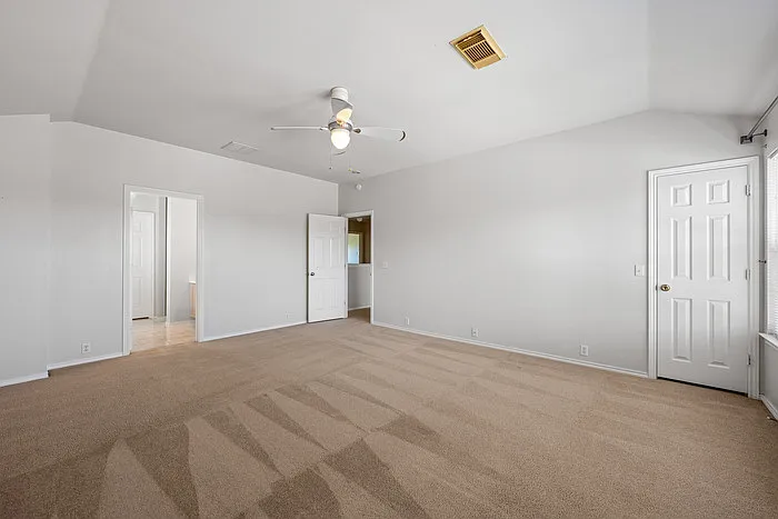 14716 Lantern Dr — Photo 15