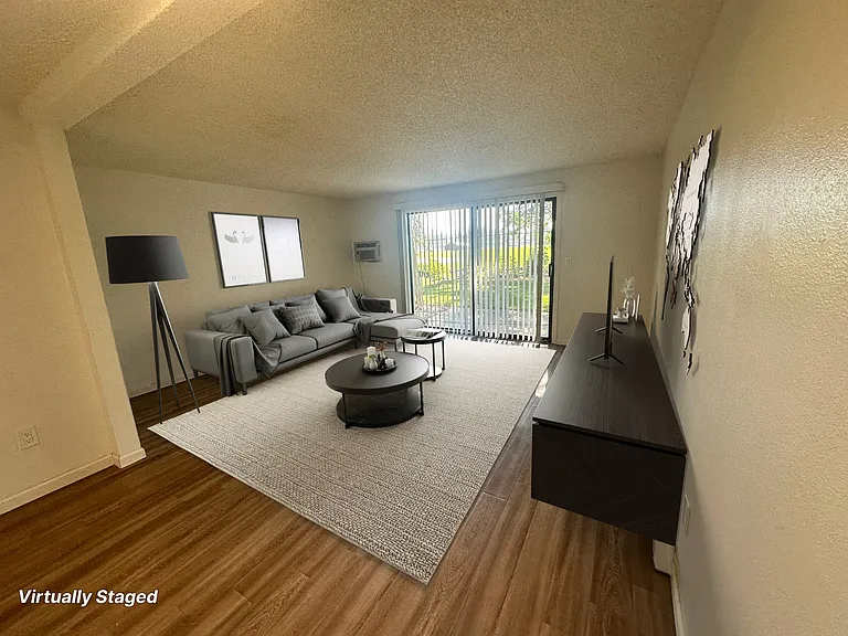 3414 S Grand Blvd #106 — Photo 1