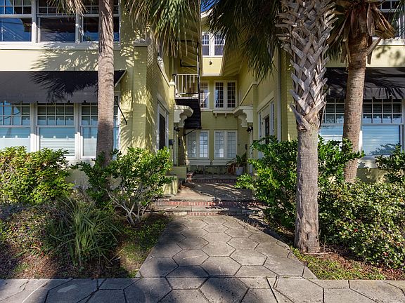 3rd image of 2119 River Blvd