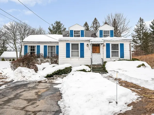 126 Groton Rd, North Chelmsford, MA 01863