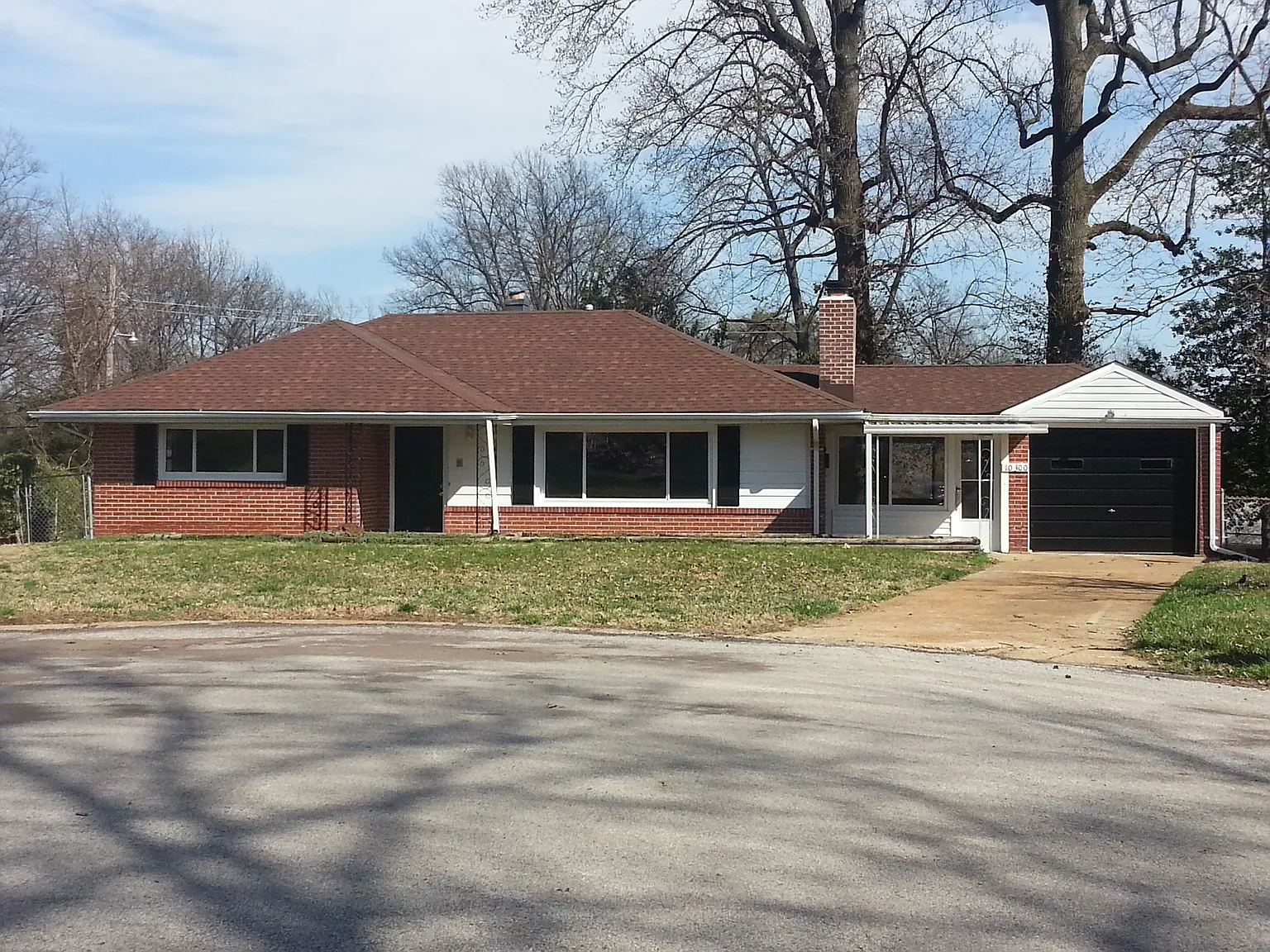 10300 Pineview Ct photo 1