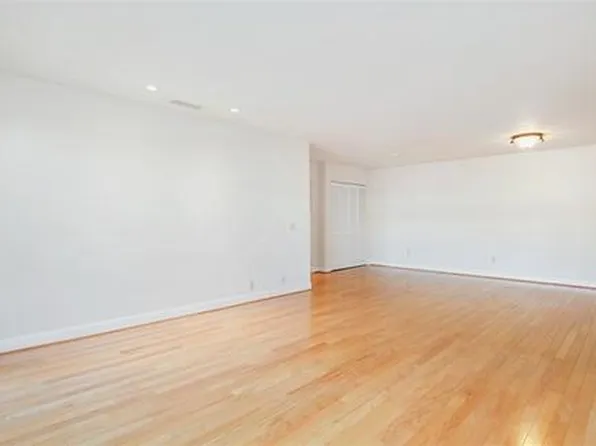 7635 Eads Ave Unit 201, La Jolla, CA 92037