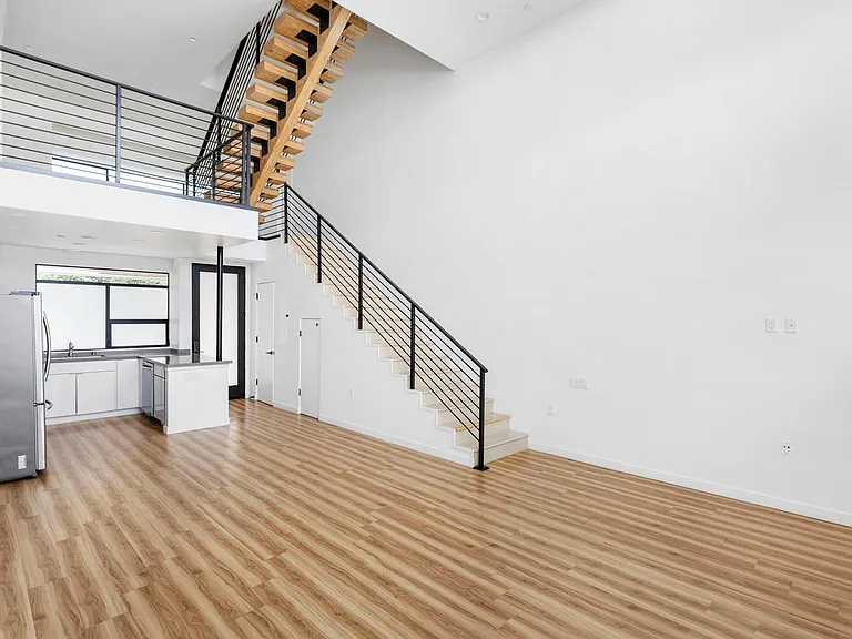 10839 Kling St #5 — Photo 12