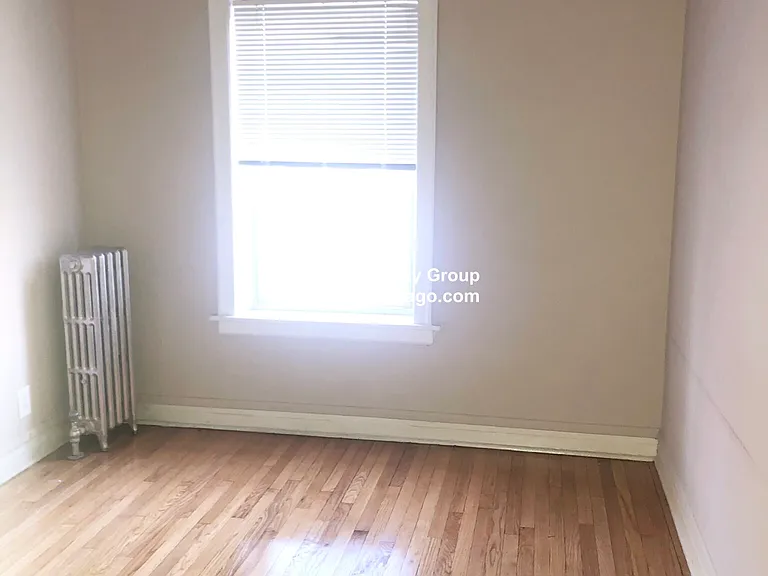 4265 W Addison St #1 — Photo 8