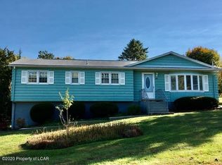 250 Grandview Ave, Mountain Top, PA 18707