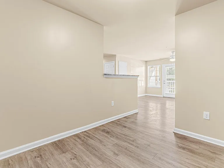 Calvary Trace Apartments — Photo 15