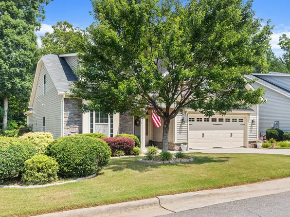 331 Sugarberry Ln, Clayton, NC 27527