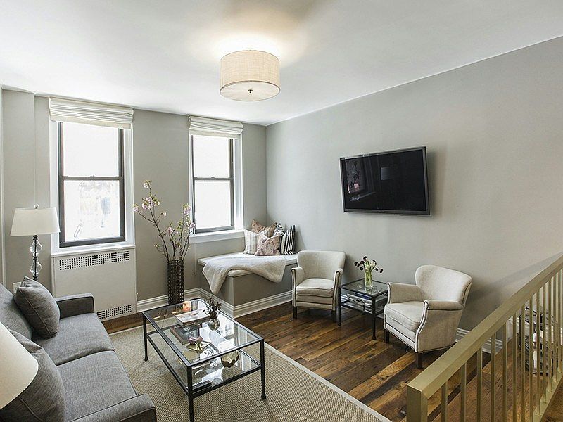 1st image of 127-131 W 89th St #5