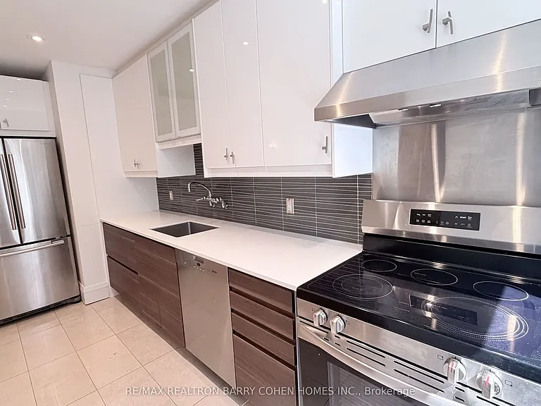 107 Chatsworth Dr #1 — Photo 11